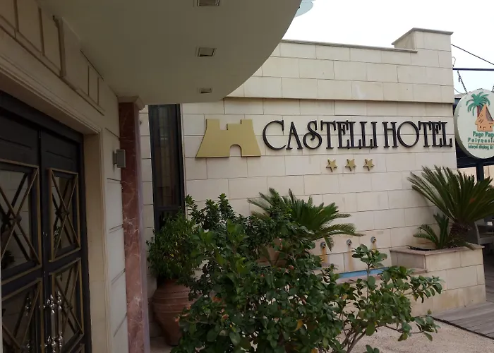 Castelli Hotel 3*